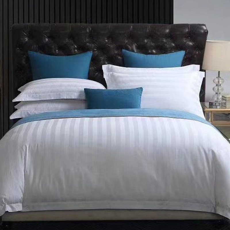 Stripes Poly-Cotton Bed Sheet Set