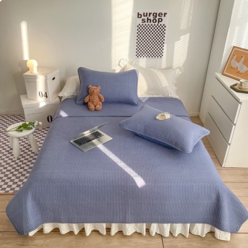 Juego de cubierta de cama sólida de encaje acolchado