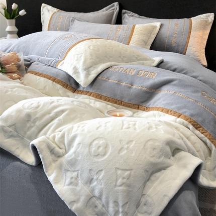 Juntos de ropa de cama de terciopelo de leche encanto suave