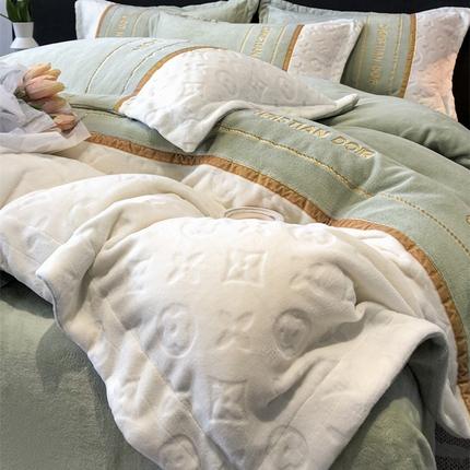 Juntos de ropa de cama de terciopelo de leche encanto suave