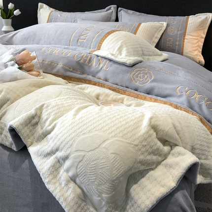 Juntos de ropa de cama de terciopelo de leche encanto suave